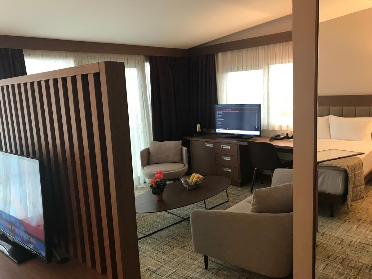 Land Park Hotel Istanbul Ngoại thất bức ảnh