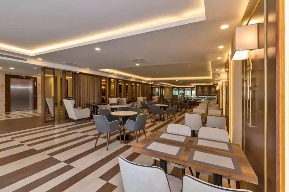 Land Park Hotel Istanbul Ngoại thất bức ảnh