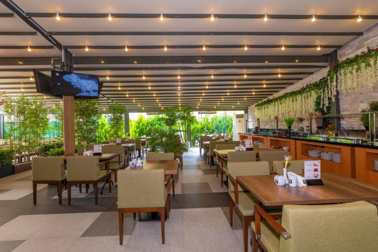 Land Park Hotel Istanbul Ngoại thất bức ảnh