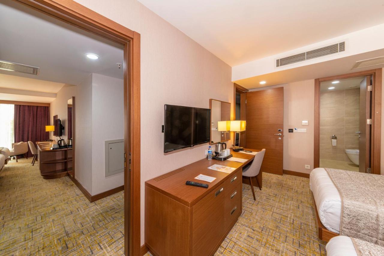 Land Park Hotel Istanbul Ngoại thất bức ảnh