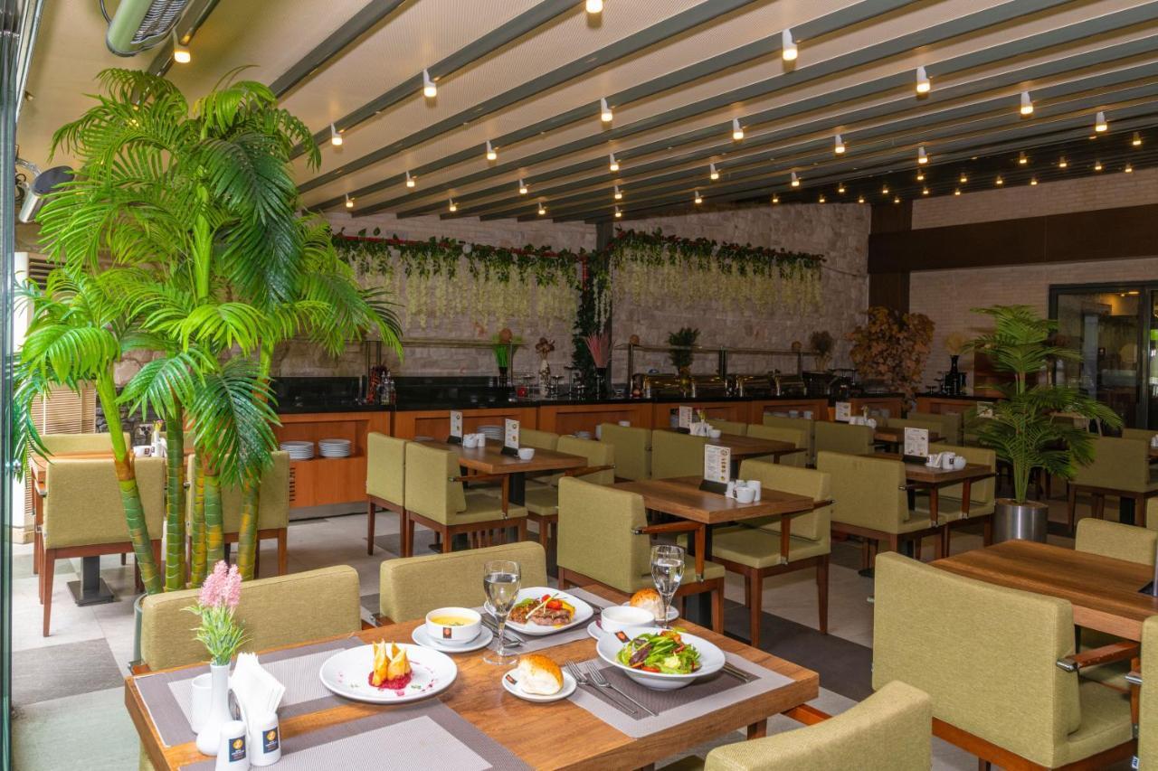 Land Park Hotel Istanbul Ngoại thất bức ảnh