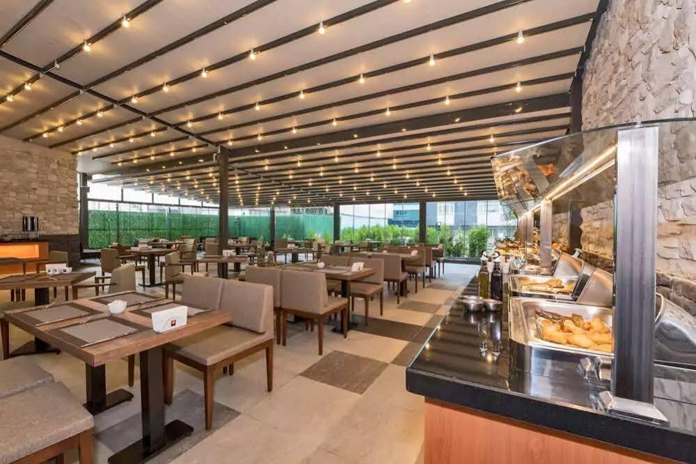 Land Park Hotel Istanbul Ngoại thất bức ảnh